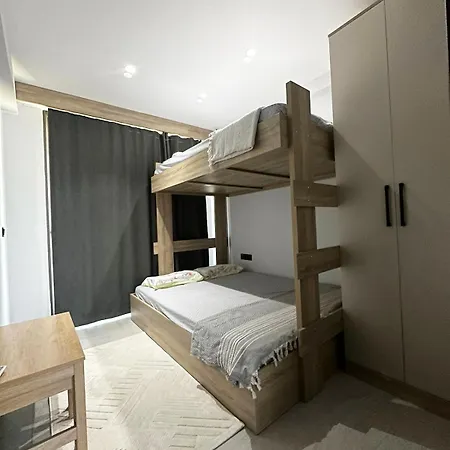 빌라 Luxury Seafront Duplex With Pool