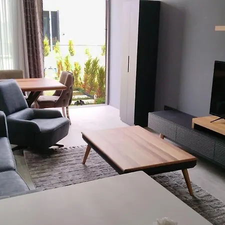Luxury Seafront Duplex With Pool 빌라